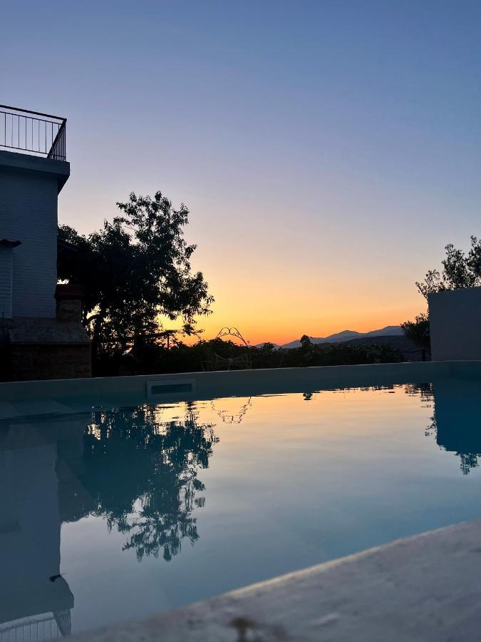 Theodore Resort Agios Georgios  Zewnętrze zdjęcie